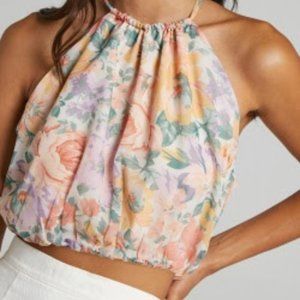 SKYLAR TOP IN FLOWER CROWN